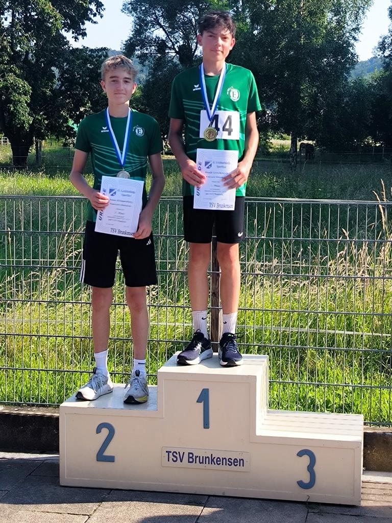 Daniil-Gerschewych-auf-1.-Platz-und-Jonas-Kloppenburg-auf-dem-2.-Platz